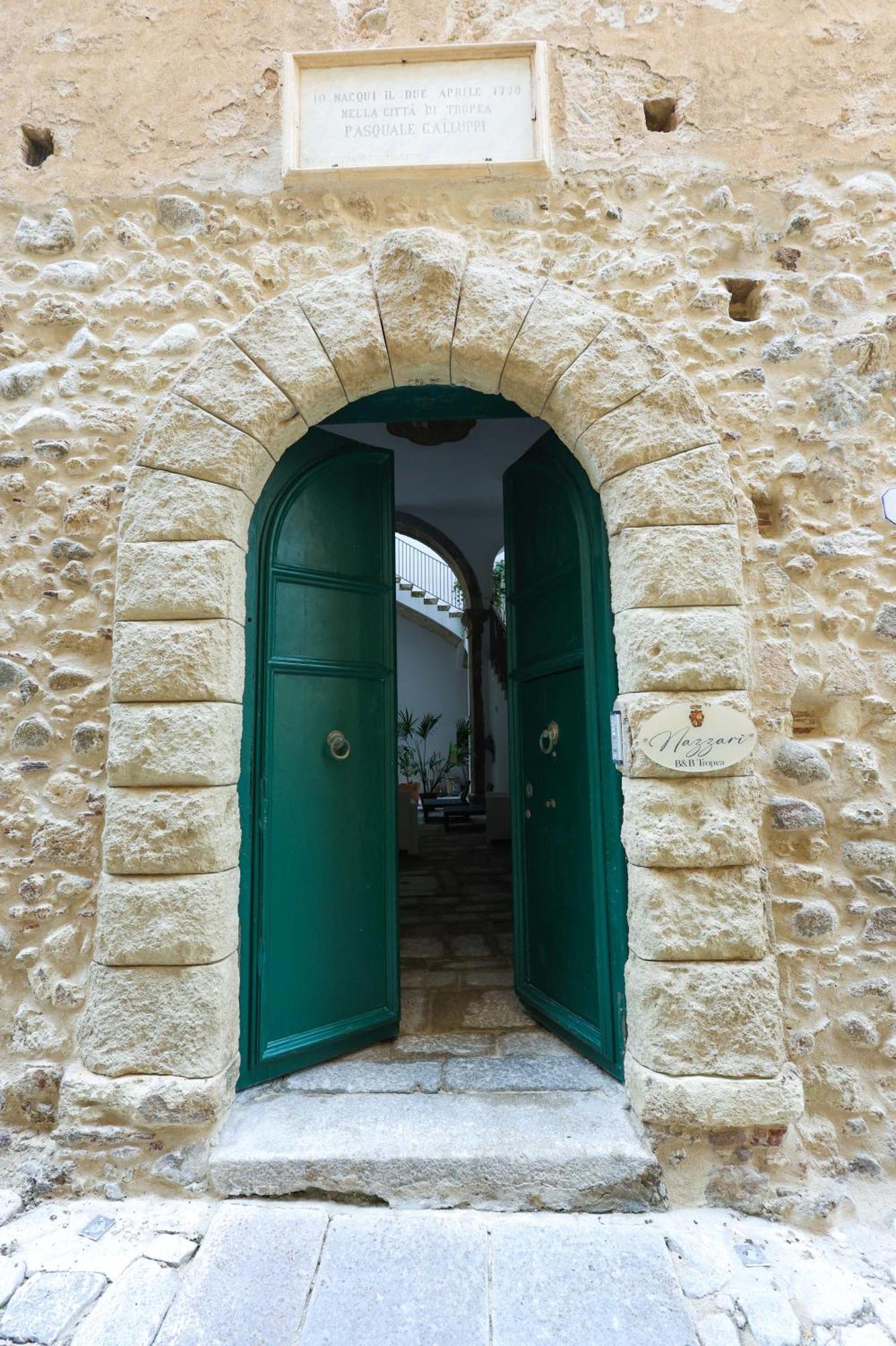 Nazzari B&B Tropea Buitenkant foto