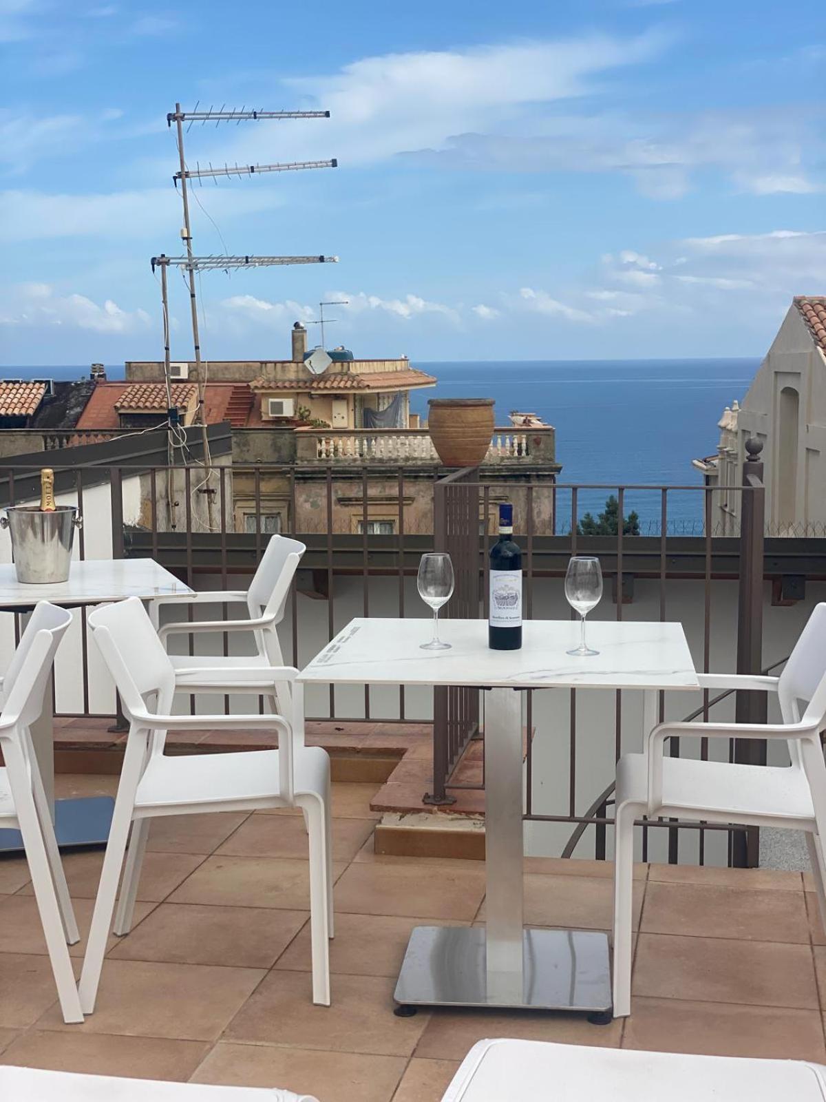 Nazzari B&B Tropea Buitenkant foto